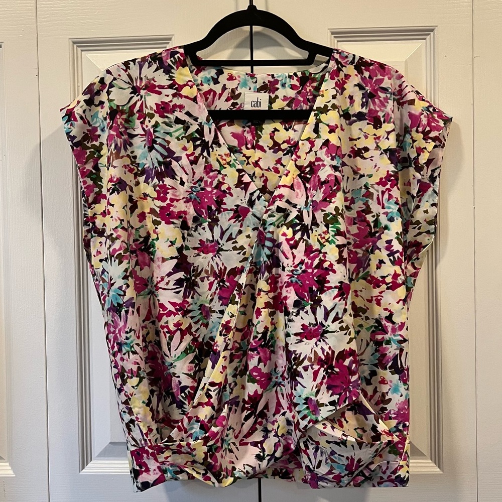 CAbi Women's Floral Spring Blouse - Size Medium